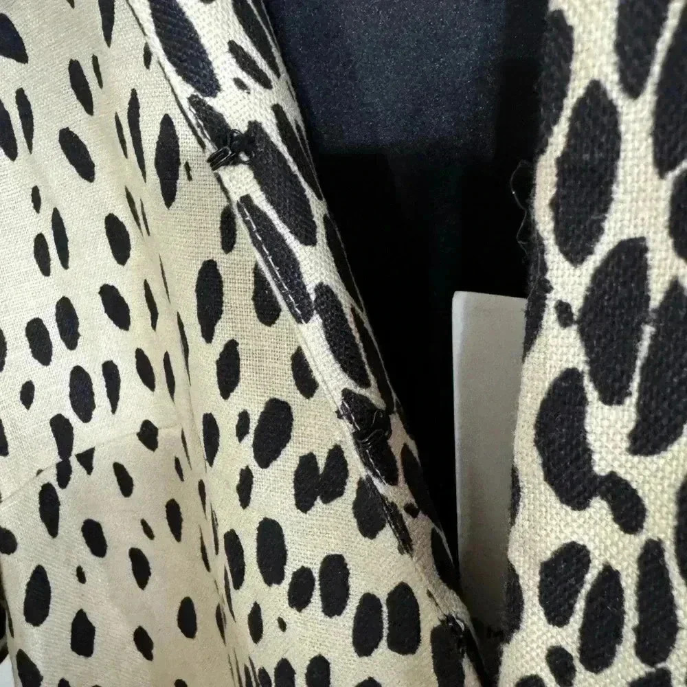 Stylish Black and White Women's Top - Picture 6 of 9